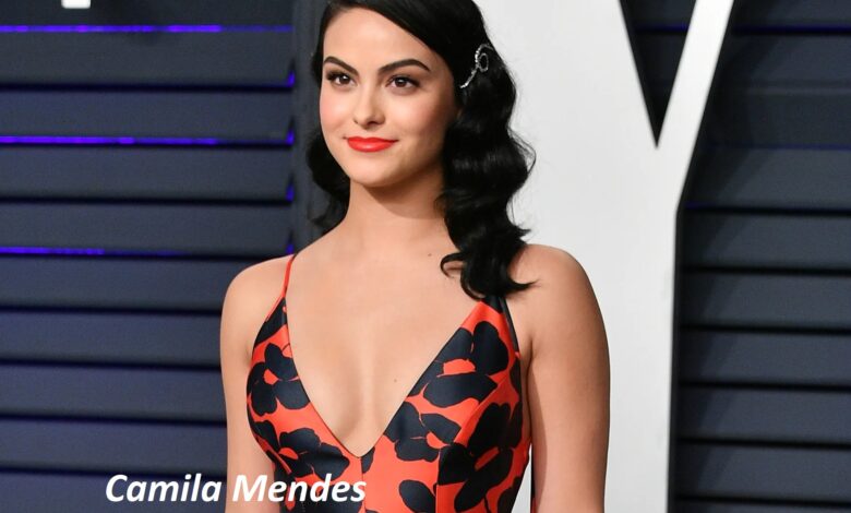 Camila Mendes