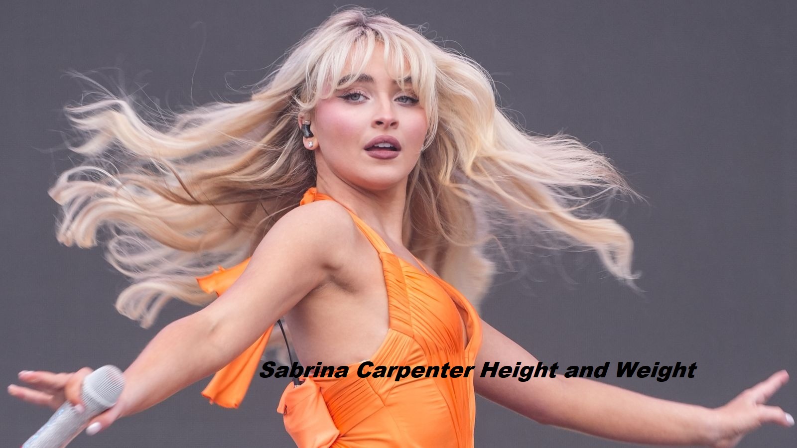 Sabrina Carpenter Height and Weight